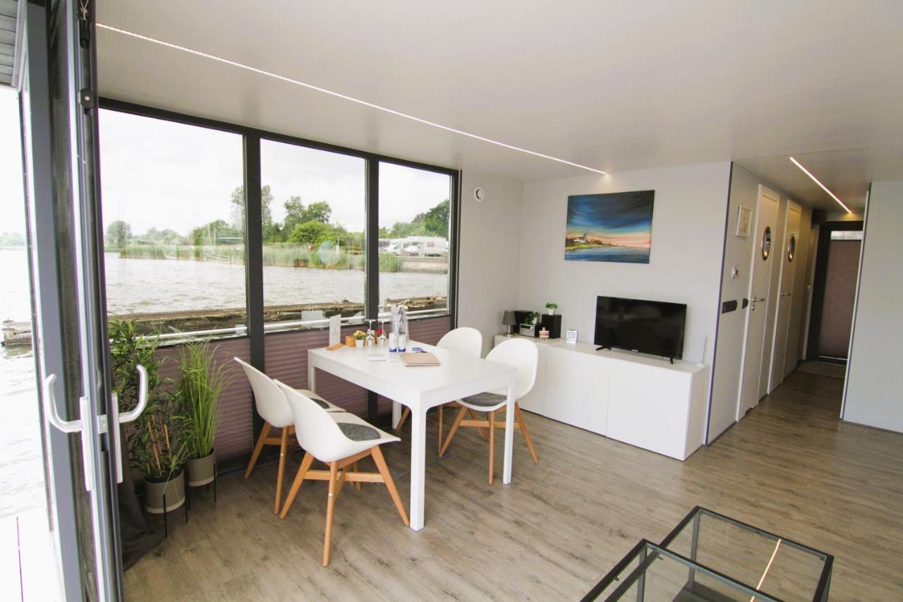 מלון Hausboot Fjord Nordstern Mit Dachterrasse In שלזוויג מראה חיצוני תמונה